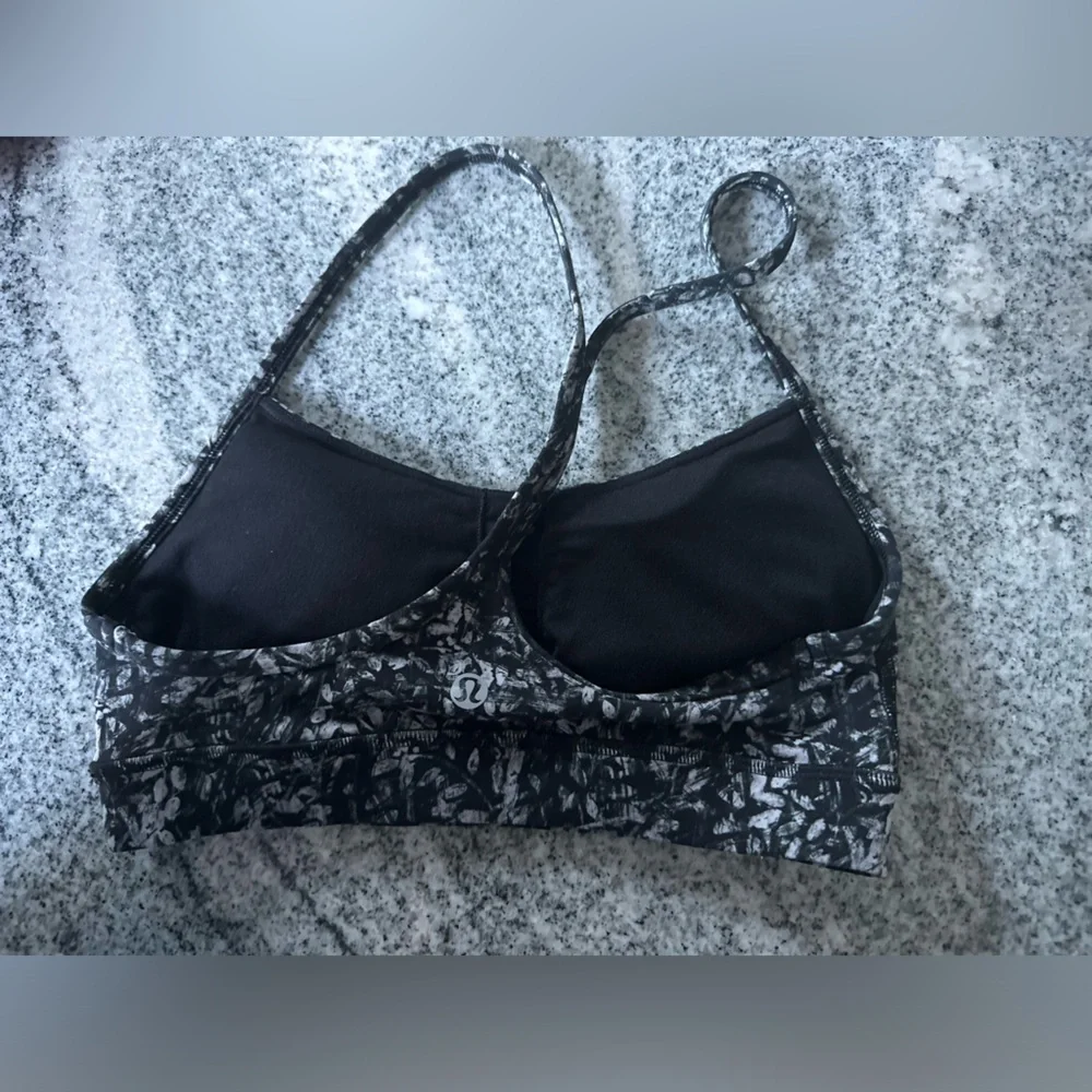 lululemon power Y bra - Picture 2 of 3